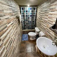 Johnny's Place Hotel