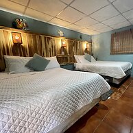 Johnny's Place Hotel