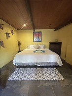 Johnny's Place Hotel