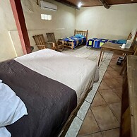 Johnny's Place Hotel