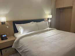 Season Inn Hotel Apartment by Duqm