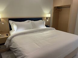 Season Inn Hotel Apartment by Duqm