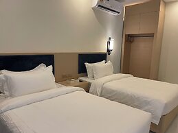 Season Inn Hotel Apartment by Duqm