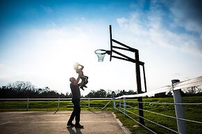 Southern Cross Guest Ranch