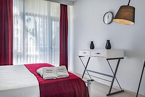 The Boardwalk Beach House