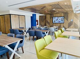 Holiday Inn Express Guadalajara Vallarta Poniente by IHG