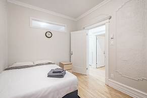 Cozy Private BR in the heart of Plateau