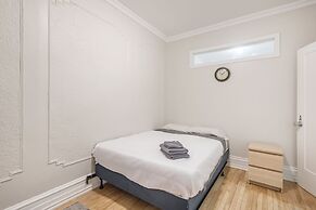 Cozy Private BR in the heart of Plateau