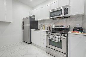 Cozy Private BR in the heart of Plateau