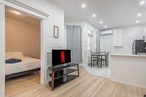 Cozy Private BR in the heart of Plateau