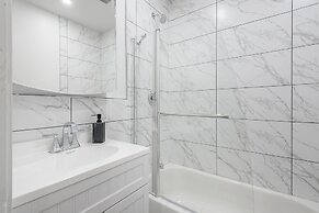 Cozy Private BR in the heart of Plateau