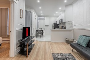 Cozy Private BR in the heart of Plateau