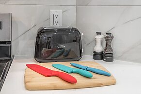 Cozy Private BR in the heart of Plateau