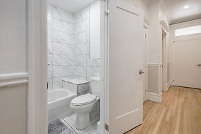 Cozy Private BR in the heart of Plateau