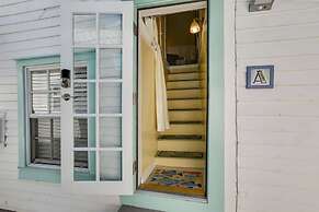 Windchime by Avantstay Walk to Duval Street Month Long Stays Only