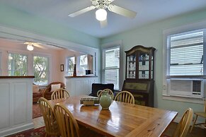 First Breath by Avantstay Close to Old Town w/ Pool Month Long Stays O