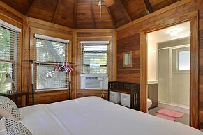 First Breath by Avantstay Close to Old Town w/ Pool Month Long Stays O