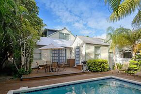 First Breath by Avantstay Close to Old Town w/ Pool Month Long Stays O