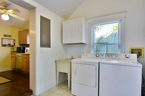 First Breath by Avantstay Close to Old Town w/ Pool Month Long Stays O