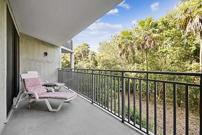 Papaya Place by Avantstay Great Location w/ Balcony, Outdoor Dining, S