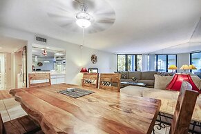 Papaya Place by Avantstay Great Location w/ Balcony, Outdoor Dining, S