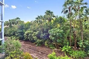 Papaya Place by Avantstay Great Location w/ Balcony, Outdoor Dining, S