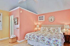 Tranquility by Avantstay Close to Duval St w/ BBQ & Shared Pool