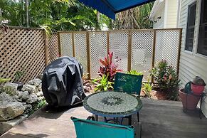Tranquility by Avantstay Close to Duval St w/ BBQ & Shared Pool