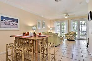 Breezy Bungalow by Avantstay Close 2 Zachary Taylor State Park & Beach