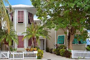 Amelia Home by Avantstay In Historic Old Town w/ Pool