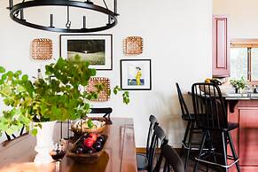 Scarlett by Avantstay Spacious Mountain Home w/ Gorgeous Views & Hot T