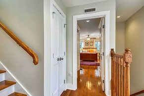 Ecco Domani by Avantstay Gorgeous Home w/ Pool, Balcony in Great Locat