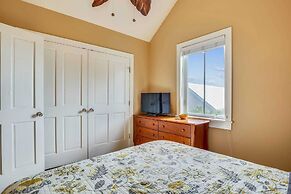 Ecco Domani by Avantstay Gorgeous Home w/ Pool, Balcony in Great Locat