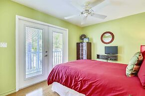 Pool, 2 Blocks to Duval St, Gated Community Month Long Stays Shipyard 