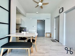 Homesuite' Home at Jesselton Quay