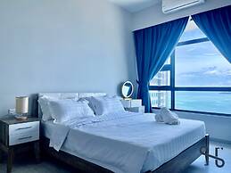 Homesuite' Home at Jesselton Quay
