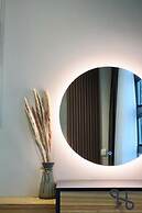 Homesuite' Home at Jesselton Quay