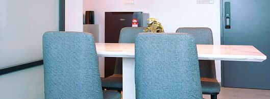 Homesuite' Home at Jesselton Quay