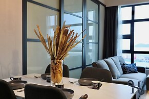 Homesuite' Home at Jesselton Quay