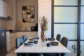 Homesuite' Home at Jesselton Quay