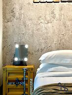 Homesuite' Home at Jesselton Quay