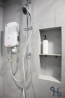 Homesuite' Home at Jesselton Quay