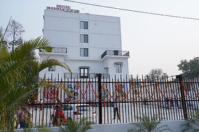 Hotel Makhan Vihar