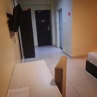 Anaya Hotel and Ballroom