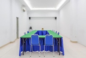 Anaya Hotel and Ballroom