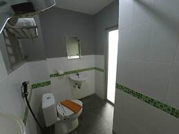 Anaya Hotel and Ballroom