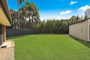 NAROO7- PRIME MOOLOOLABA LOCATION