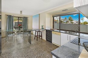 NAROO7- PRIME MOOLOOLABA LOCATION