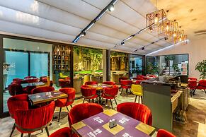 IVY GARDEN HOTEL BAKU