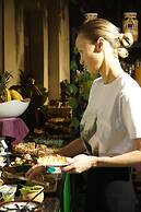 IVY GARDEN HOTEL BAKU